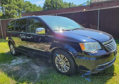 2015 Chrysler Town & Country из США, поврежденный, VIN 2C4RC1CG8FR629369